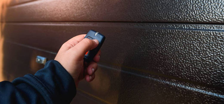 automatic door opener with remote control in West Lealman
