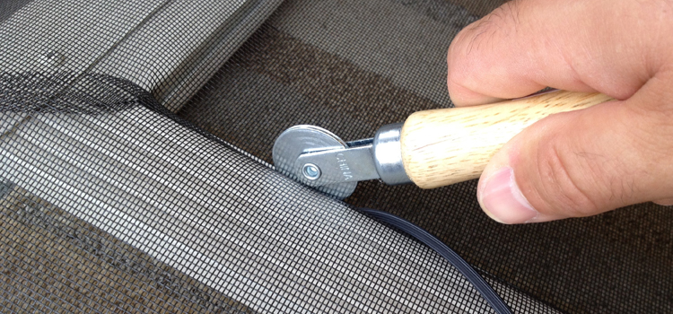 metal screen door repair in West Lealman