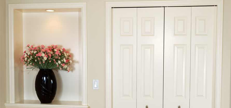 residential closet door repair in West Lealman